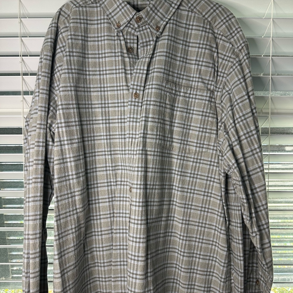 Mountain Khakis Gray Checkered Men's Shirt